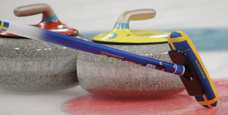 Nahát! Magyar siker a curling Westbay Kupán