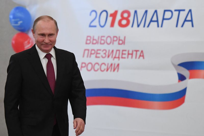 Putyin negyedszer is elnök lehet – hackertámadás érte az automatizált állami választási rendszert