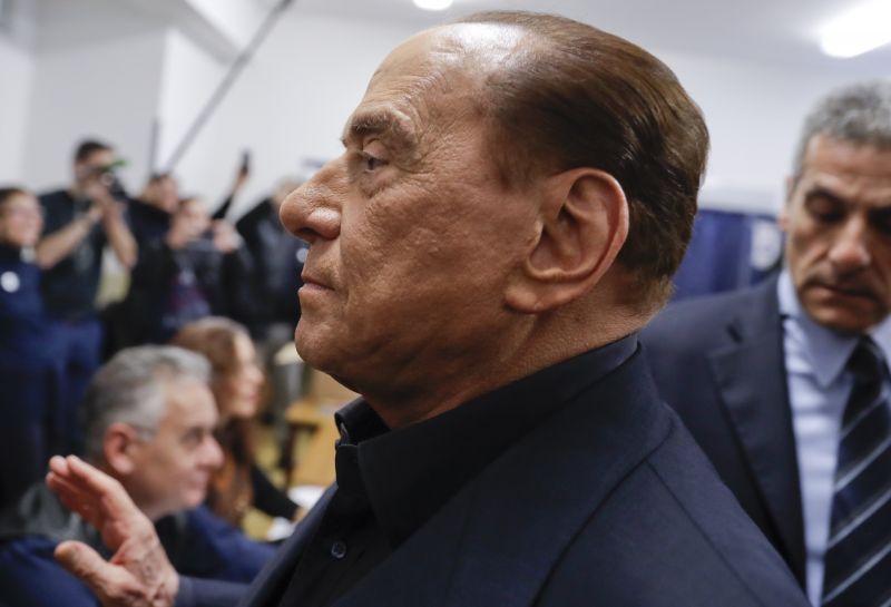 Még semmi nem dőlt el az olasz választásokon