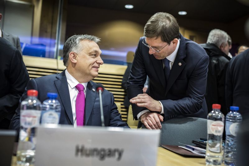 Orbán Viktor látja Soros György pénzét, és amúgy utcai harcos típus