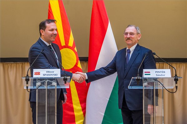 Rendőri együttműködésről állapodott meg a magyar és a macedón belügyminiszter