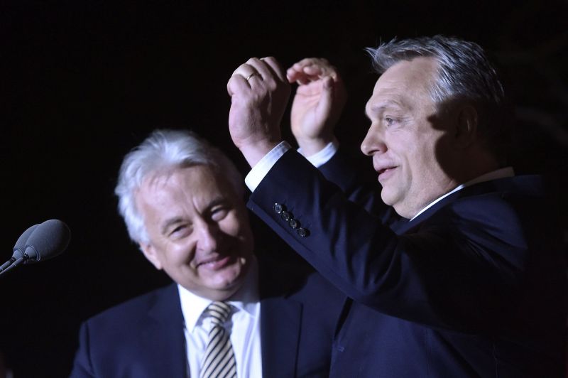Ez a két tényező biztosította be a kétharmadot a Fidesznek