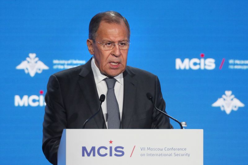  Lavrov: Moszkva reméli, hogy a Nyugat nem szánja rá magát a "kalandra"