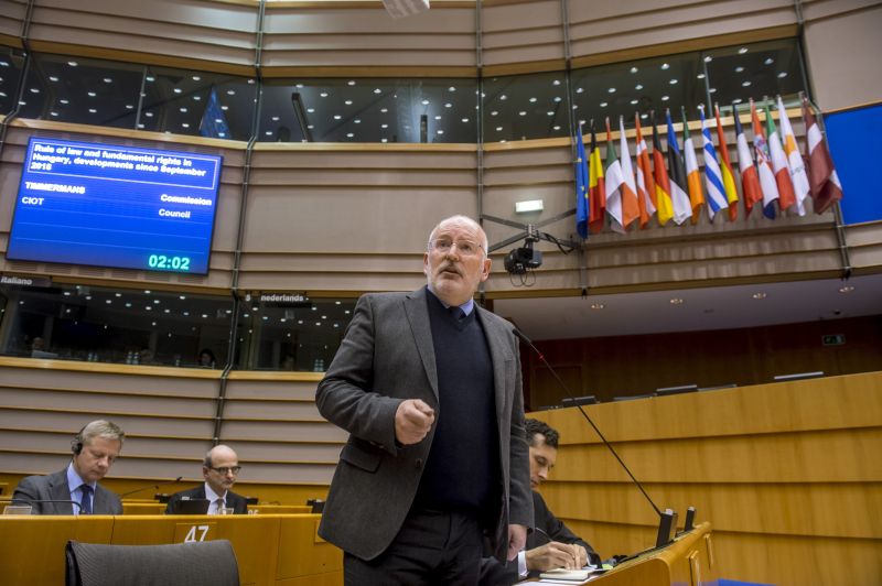 A párt EP-listájáról dönt az MSZP kongresszusa Budapesten – Frans Timmermans is beszédet mond ma 