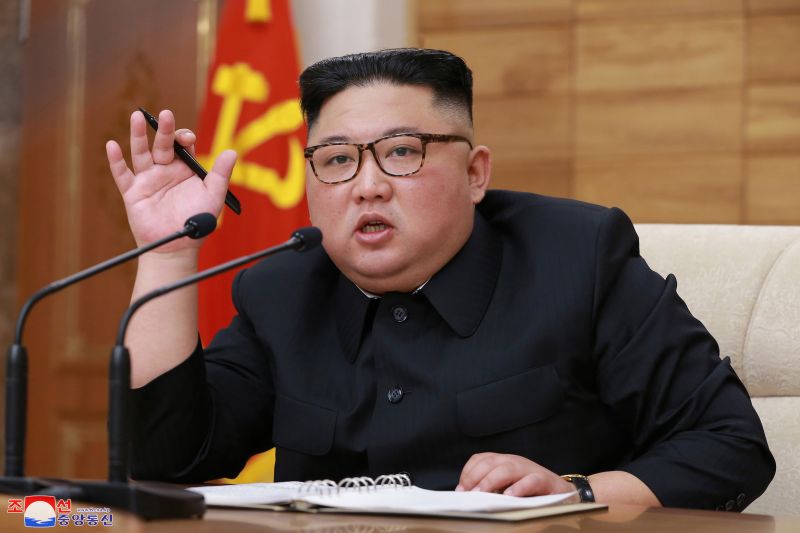 Kim Dzsong Un húga a diktátor előtt érkezett Putyinhoz