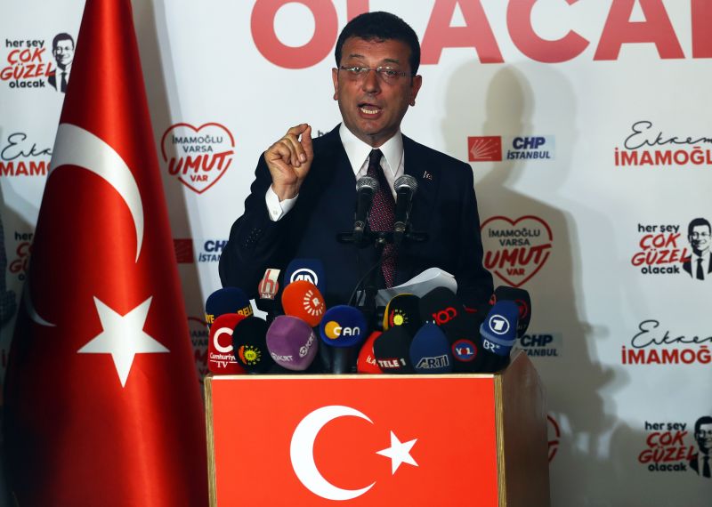 Legyőzte az ellenzék Erdoğan jelöltjét Isztambulban