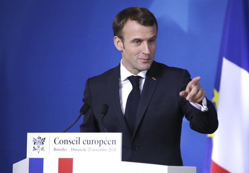 Macron: ha a brit parlament elutasítja a javaslatot, Londonnak kell új javaslatokat tenni