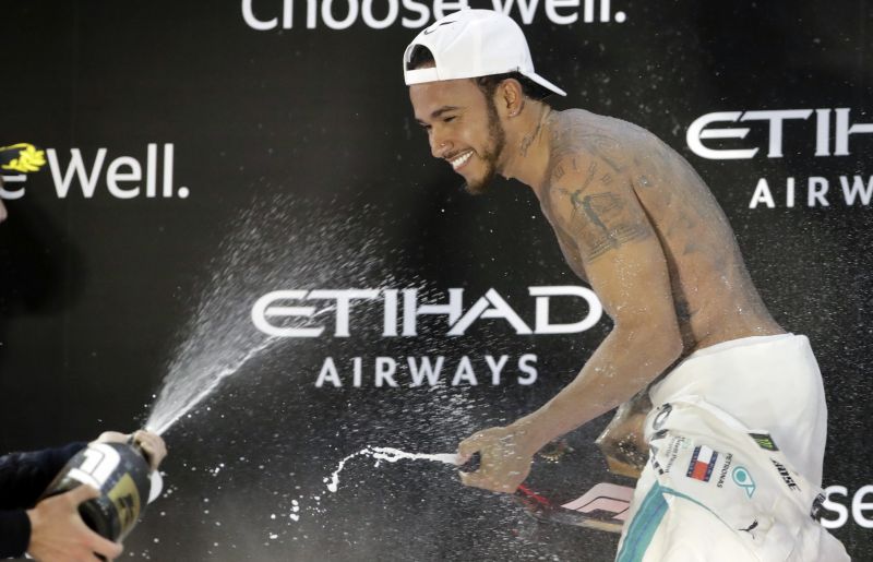 Abu-Dzabi Nagydíj – Hamilton megkoronázta szezonját