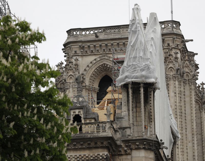 Dohányoztak a Notre-Dame-on dolgozó munkások – ez okozhatta a tüzet?