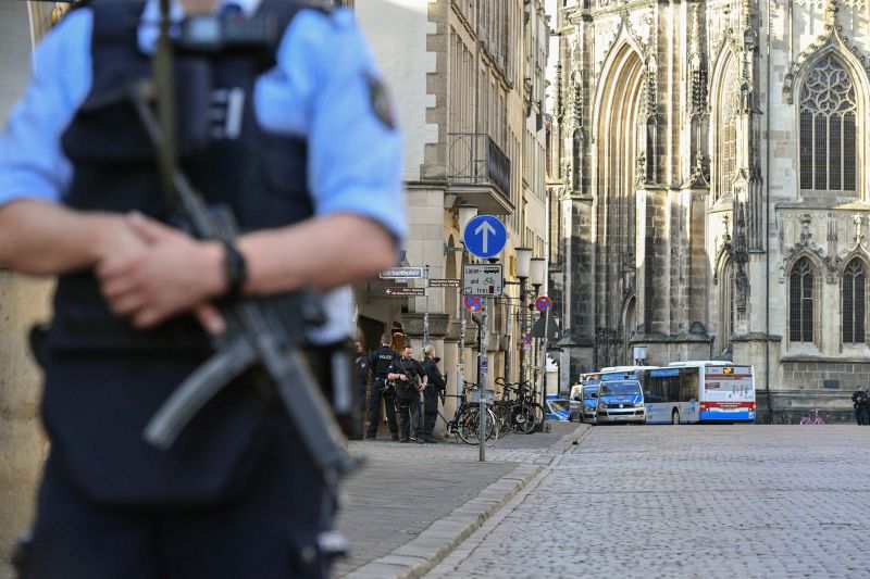 Münsteri támadás: sajtóértesülések szerint egy pszichésen zavart német férfi volt az elkövető