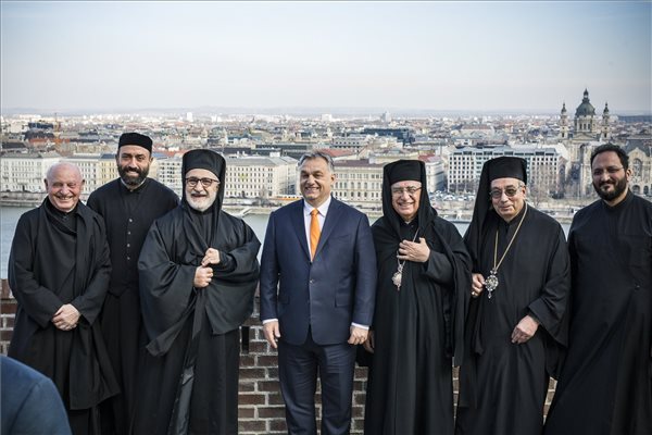 Orbán Viktor: Magyarország a keleti keresztény egyházak támogatásával tud segíteni Szíriában