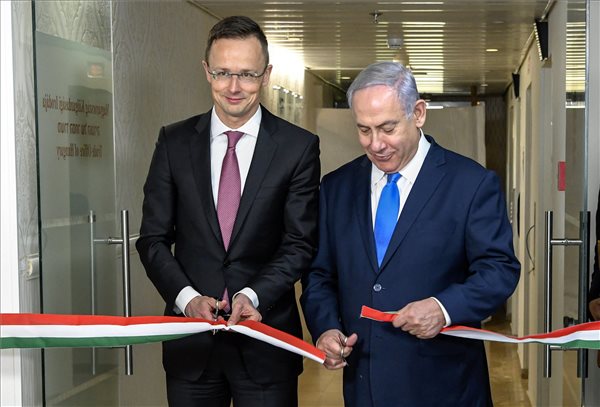 Szijjártó és Netanjahu magyar külgazdasági képviseletet nyitott Jeruzsálemben