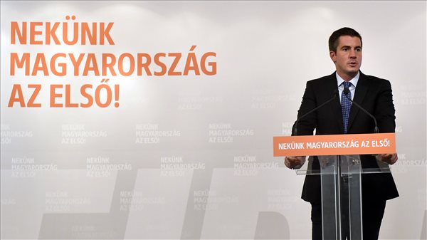 "Senki ne számítson békés időszakra!" – Kocsis Máté szerint brutális támadásokra számíthat Magyarország az EP-kampányban 