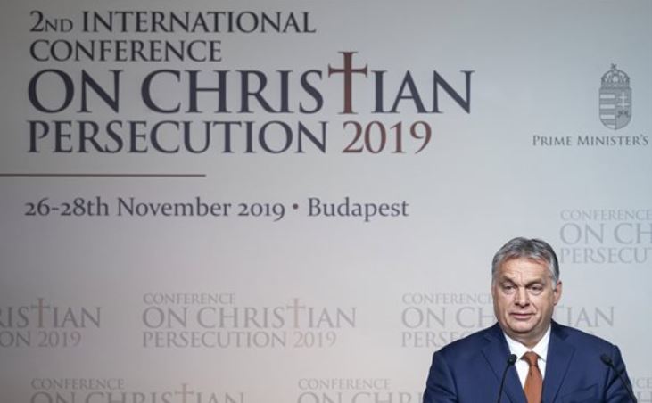 Orbán: "Ez a magyarok politikai kézikönyve, ma is ebből dolgozunk" 