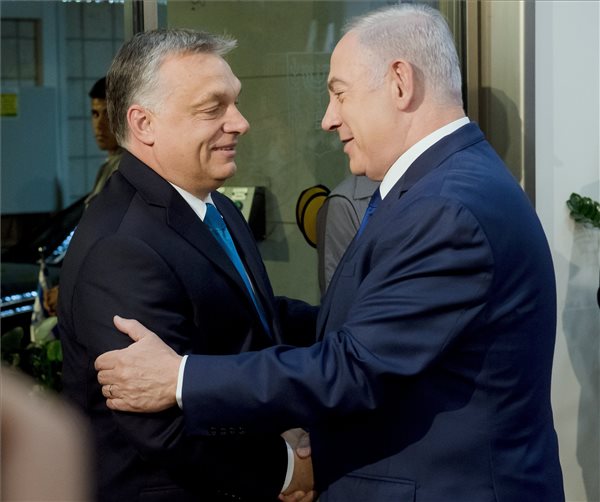 "Magyarország kiáll Izrael mellett, és harcol az antiszemitizmus ellen" – Netanjanu köszönetet mondott Orbánnak Izrael védelmezéséért