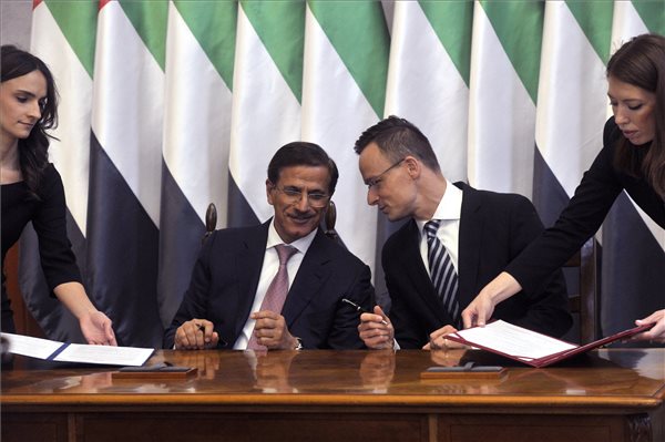 Szijjártó: Magyarország szoros gazdasági együttműködésre törekszik az Egyesült Arab Emírségekkel