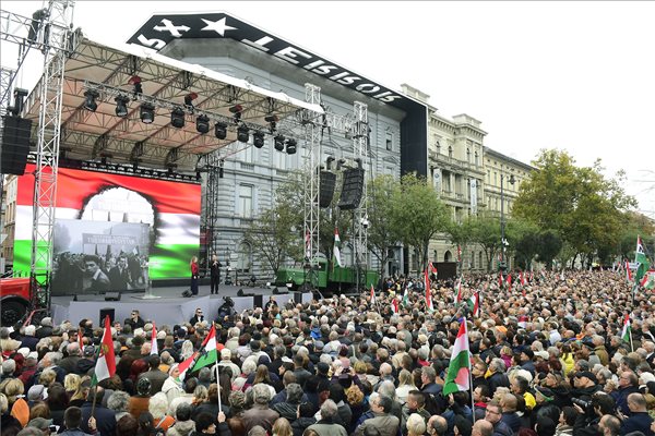Itt nézheti élőben Orbán Viktor ünnepi beszédét – videó