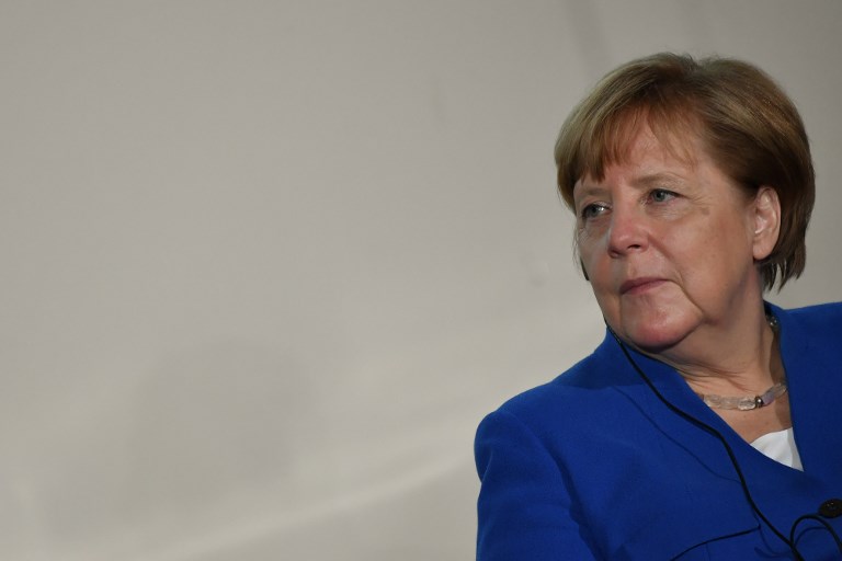 Merkel fekszólalt a békéért