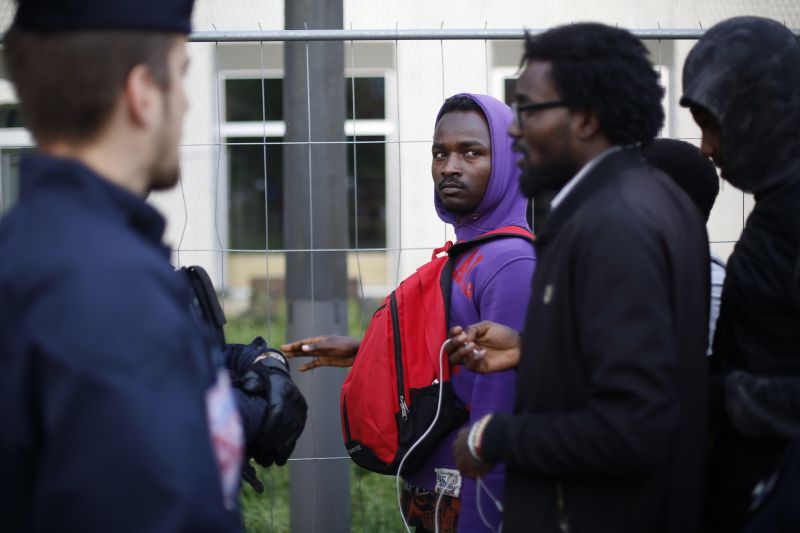 Egy felmérés szerint a nyugat-európaiak 84 százaléka bevándorlásellenes