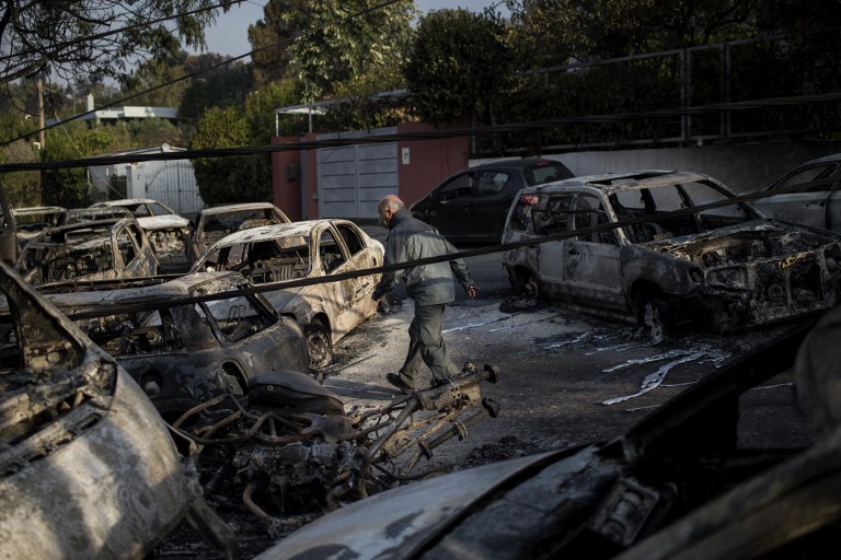 Magyarok is veszélybe kerültek a görögországi tűz miatt