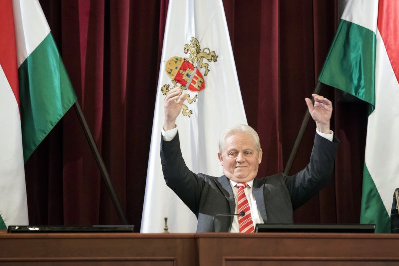 Közvetlen választás helyett a kormány nevezné ki a budapesti főpolgármestert?
