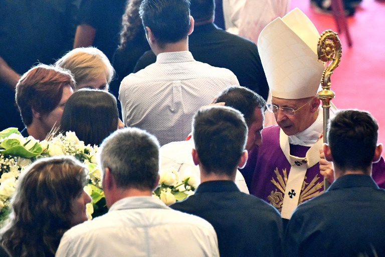 Hatalmas tömeg vett részt a genovai áldozatok temetésén