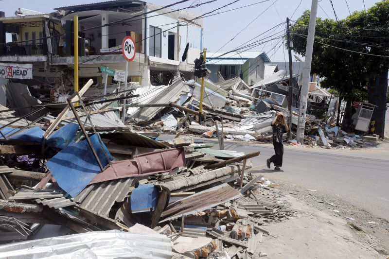 Ismét földrengés gyilkolt Lombok szigetén