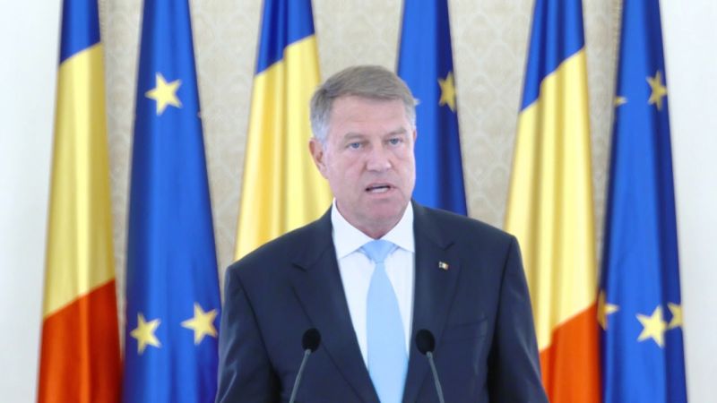 Visszaküldte Klaus Iohannis román elnök a parlamentnek a fekete-tengeri gázkitermelést szabályozó törvényt