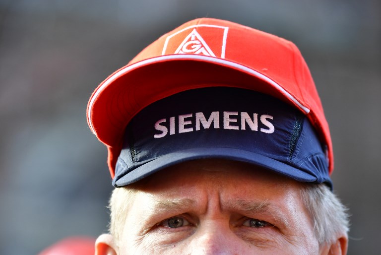 Közel háromezer dolgozót bocsát el a Siemens