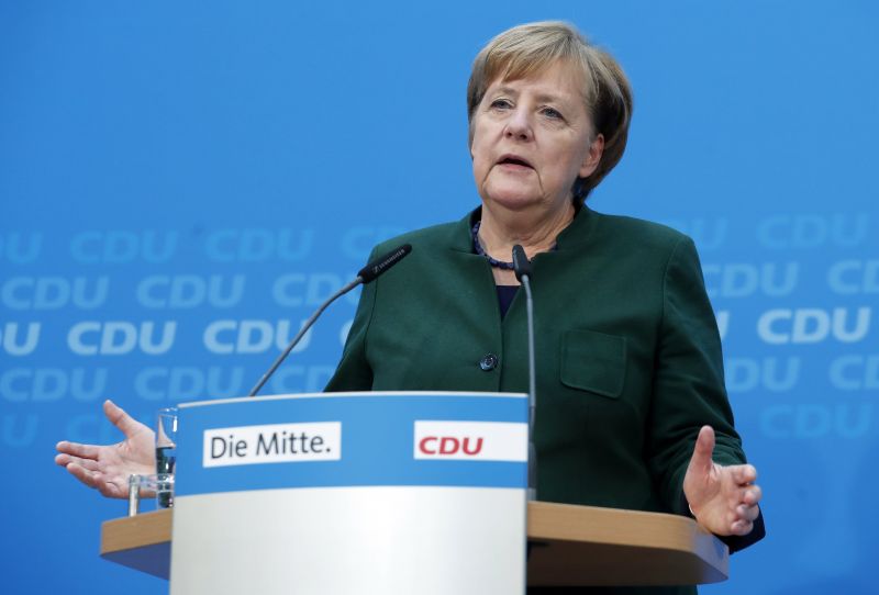 Merkel: a kormánypártok túl sokat foglalkoztak önmagukkal, ezen változtatni kell