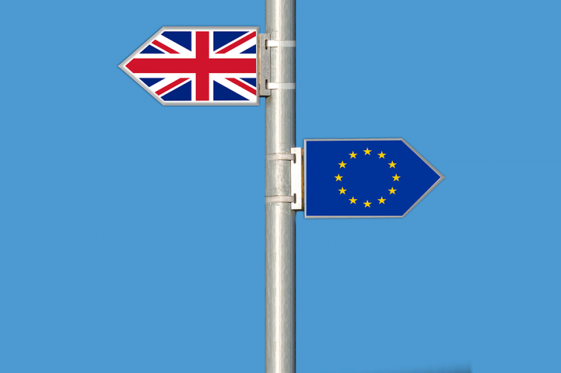 Londoni elemzők szerint recessziót okozhat a britek megállapodás nélküli EU-kilépése