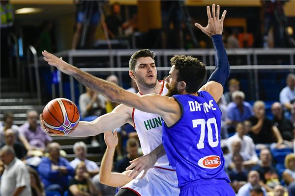 Kikapott az olaszoktól a magyar férfi kosárlabda-válogatott