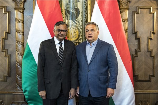India legnagyobb magáncégének vezetőjét fogadta Orbán Viktor 