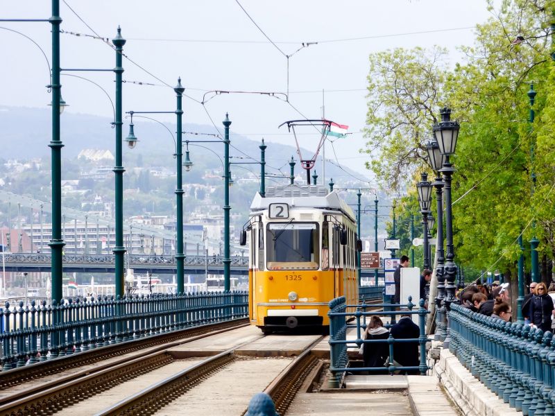 Vasárnap egy ideig rövidítve jár a 2-es villamos Budapesten
