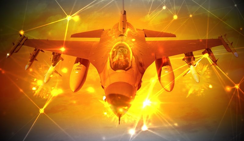 Egy technikus véletlenül elpusztított egy F16-os vadászgépet