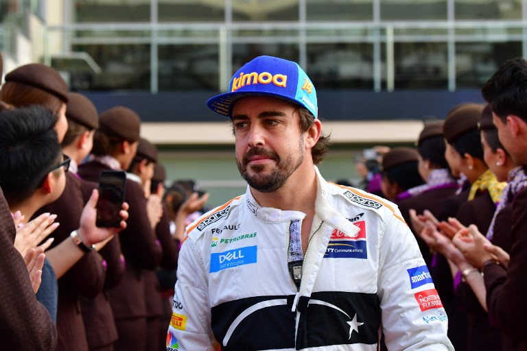 Legendának kijáró búcsúztatást kapott Alonso az F1-ben 