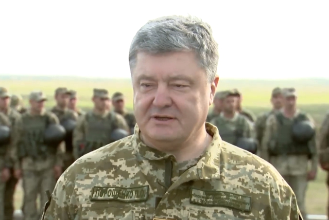 Az ukrán elnök nagyszabású orosz szárazföldi támadástól tart