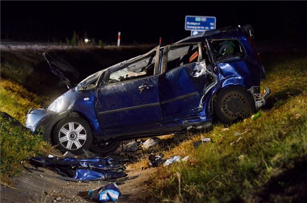 Halálos baleset történt az M6-os autópályán