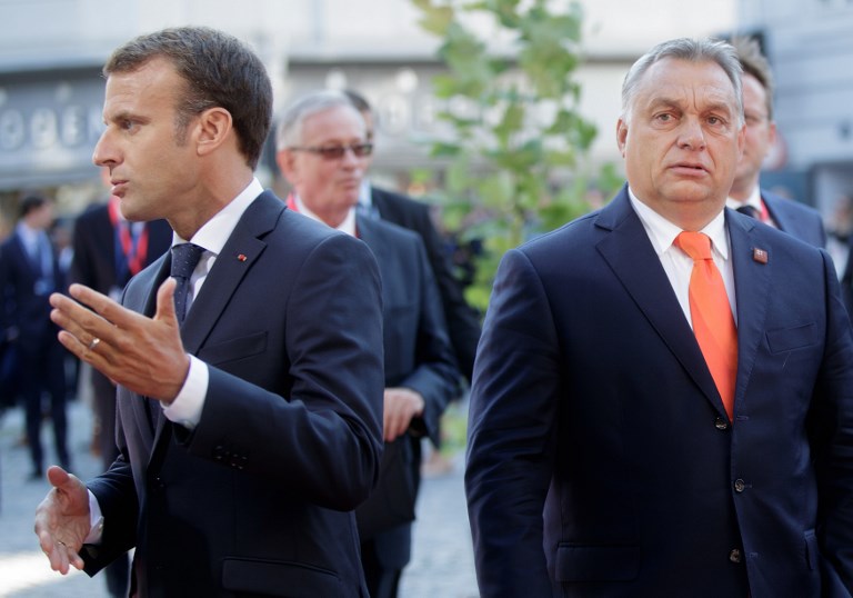 Orbán levelet írt Macronnak