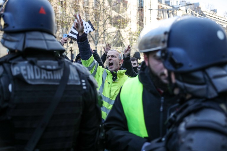 Párizsban már a tüntetések előtt több tucat embert őrizetbe vettek