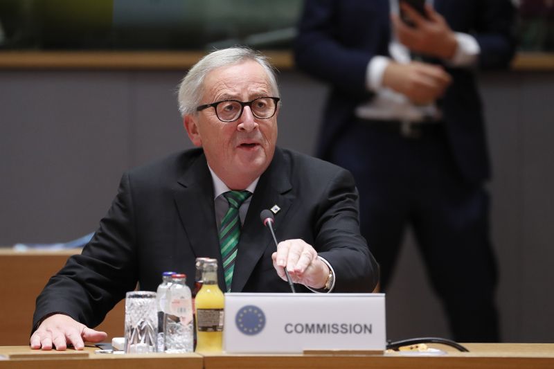 Juncker: az Európai Bizottság fokozza a felkészülést az esetleges "kemény Brexitre"