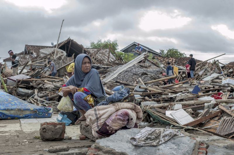 Cunami Indionéziában: 430 halottról tudnak, de félő, emelkedik a szám