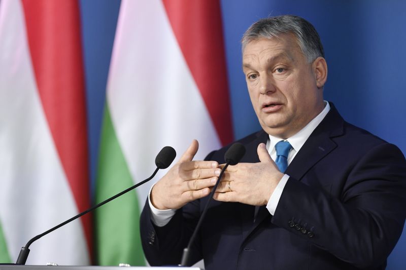 Orbán nem megy a Magyarországgal foglalkozó EP-vitára, mert az egy "Soros György-féle szeánsz" lesz