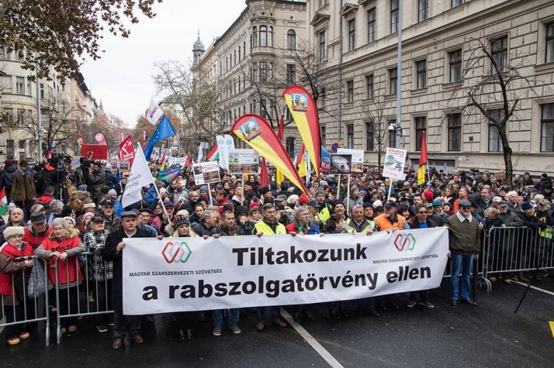 Utakat és hidakat zárnak le, ha Orbán nem teljesíti az ultimátumukat 
