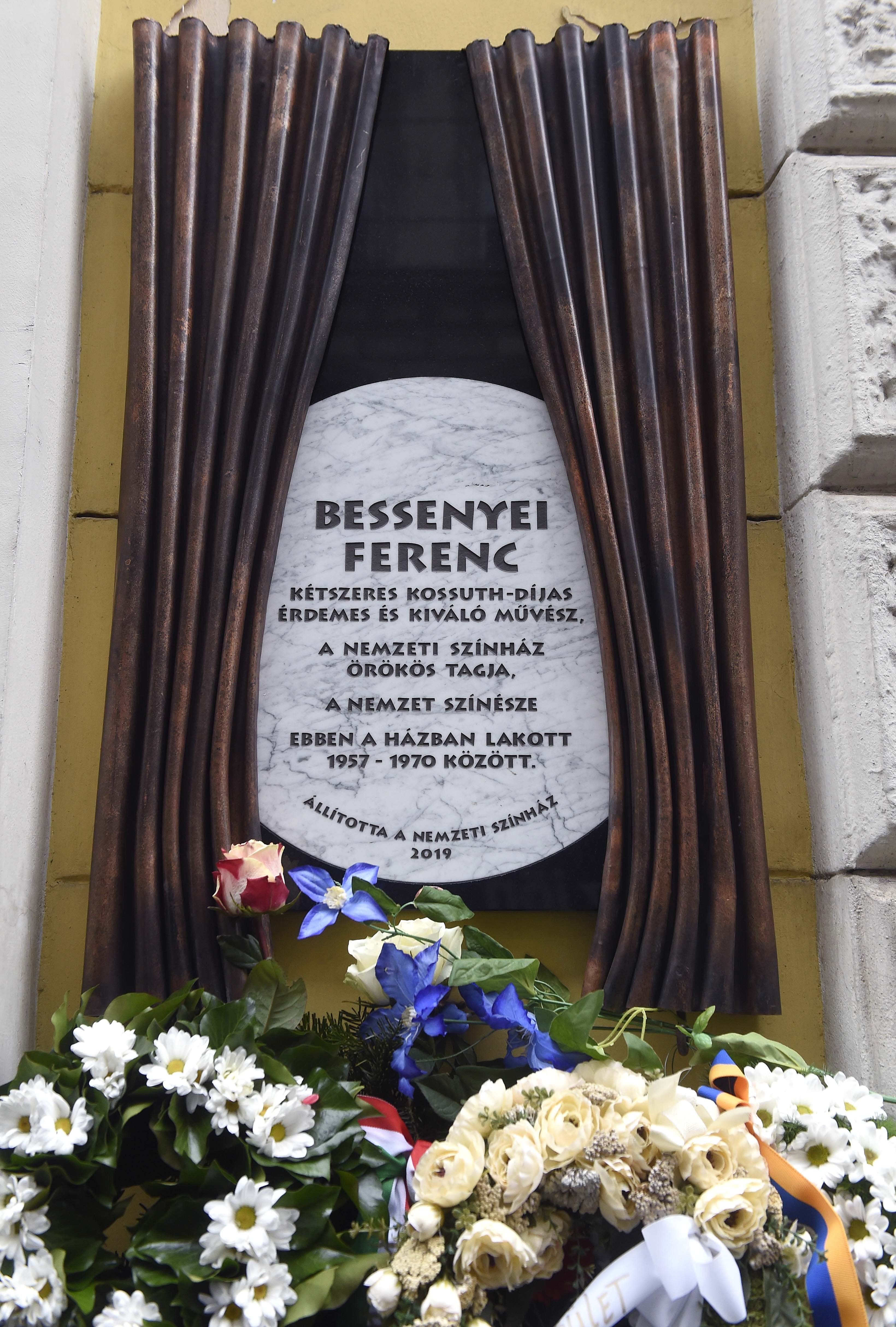 Emléktáblát avattak Bessenyei Ferenc tiszteletére – fotók
