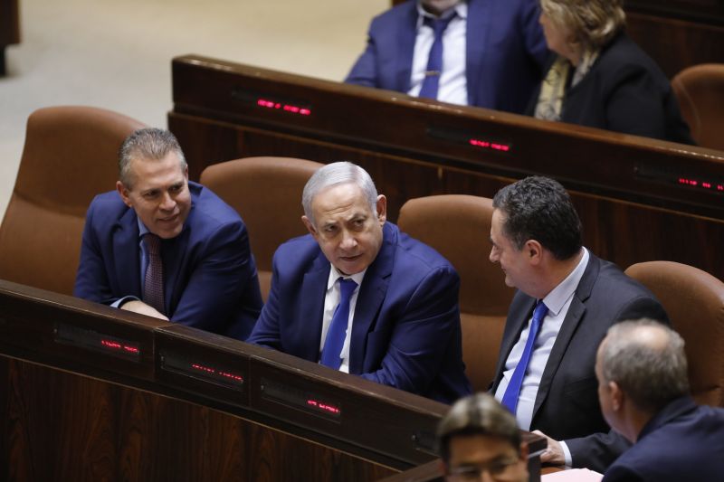 Az izraeli külügyminiszter megismételte lengyeleket leantiszemitázó kijelentését