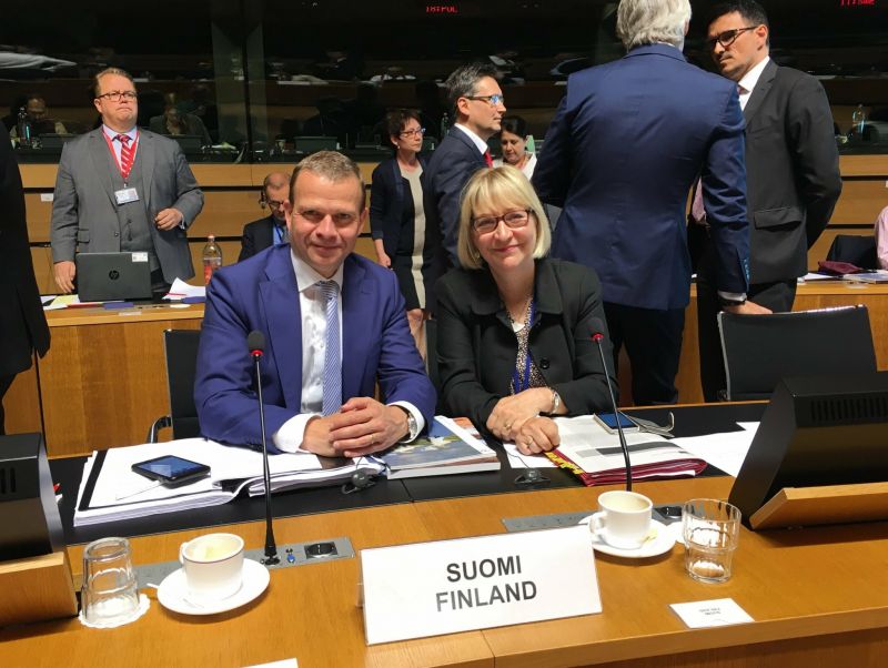 Skandináv összefogás Orbán ellen: a svédek után a finnek is kizárnák a Néppártból a Fideszt 