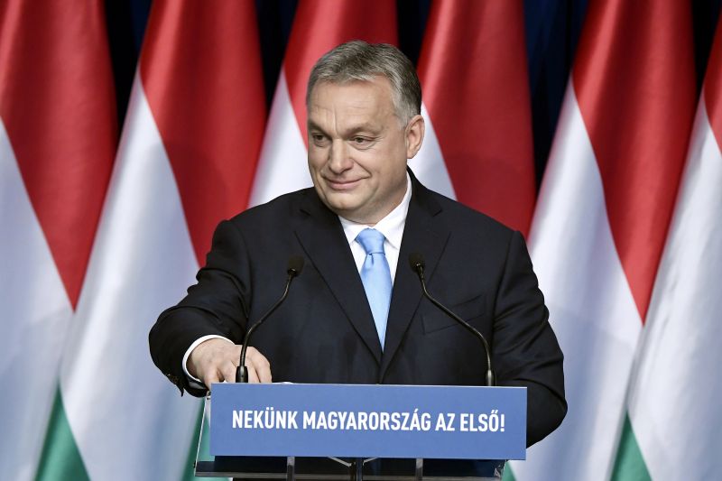 Orbán: a bevándorláspártiak megtámadtak minket a néppártban