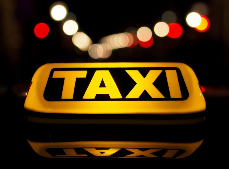 208 milliót taxizhatnak el a köszolgák