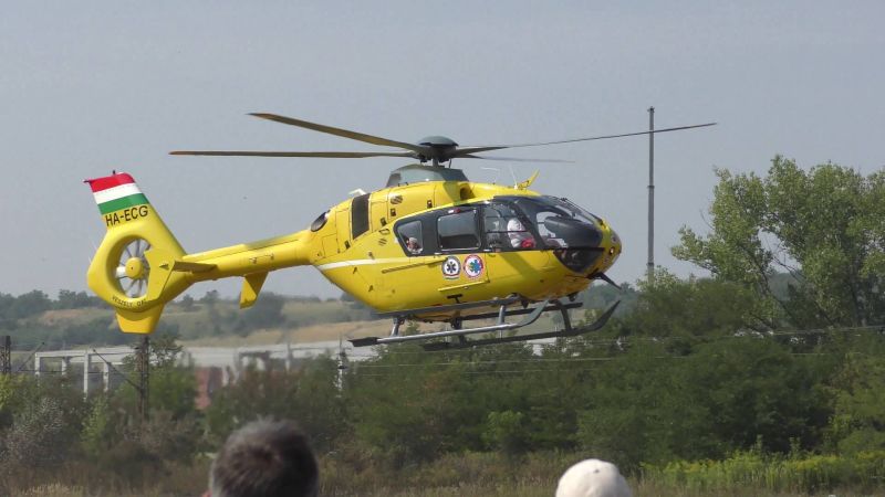 Korszerű mentőhelikopterek állnak szolgálatba hétfőn